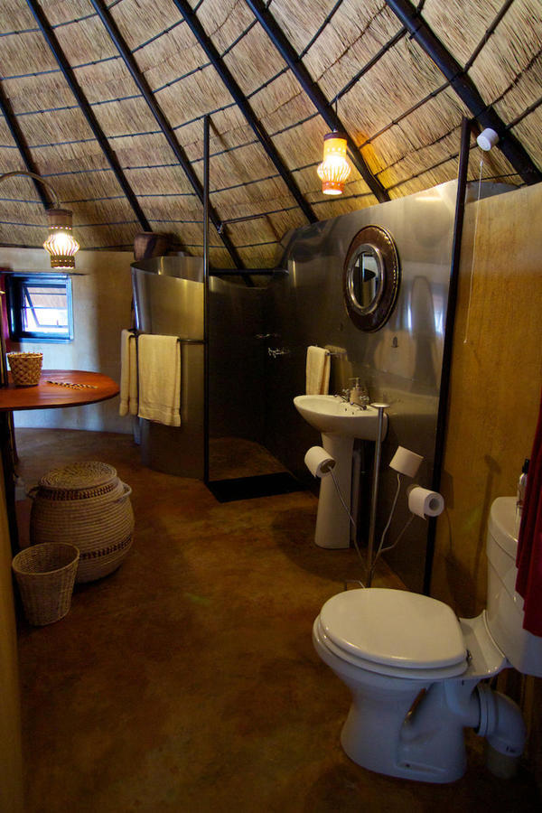 Ongula Village Homestead Lodge Omupumba 外观 照片