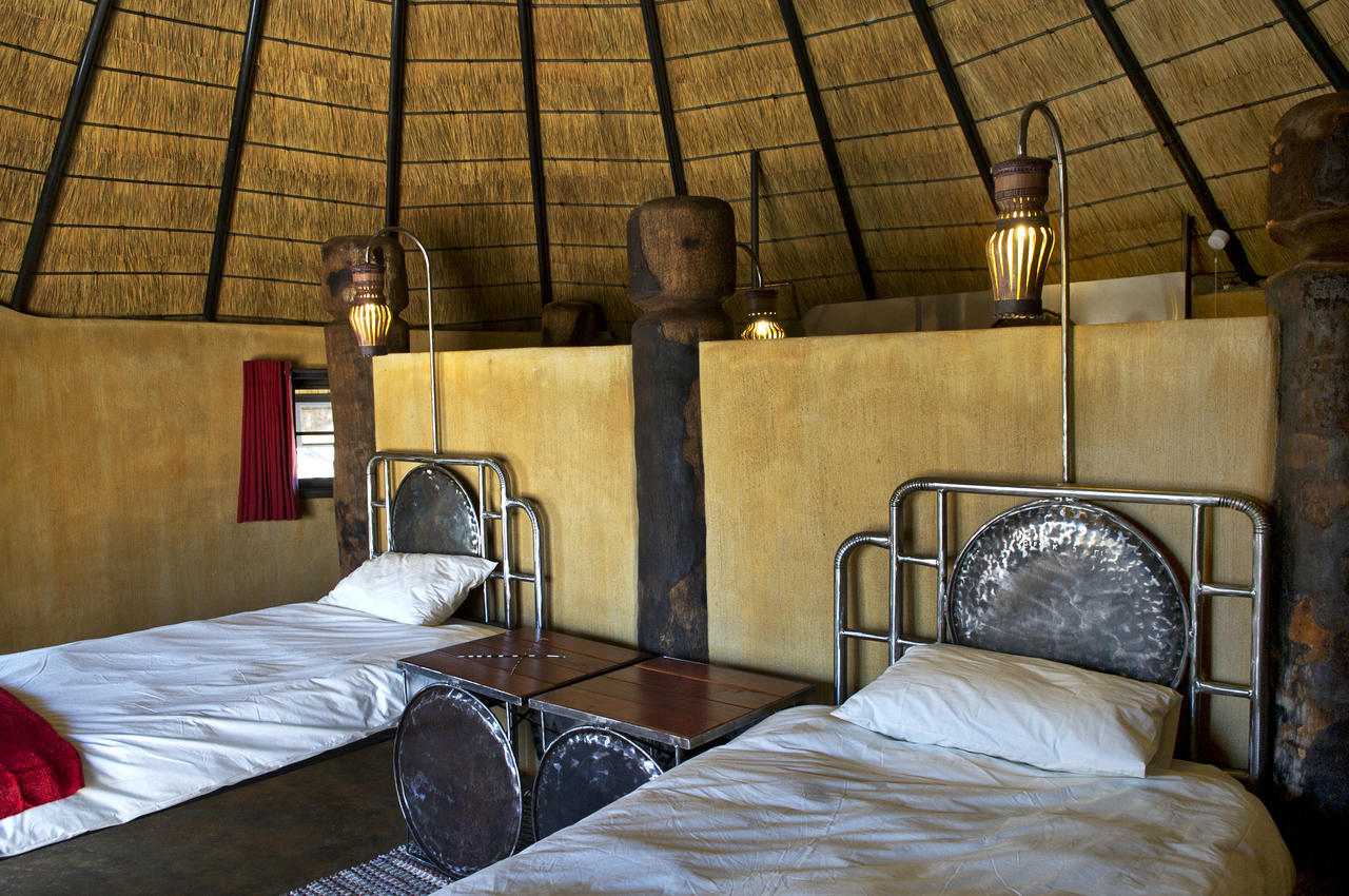 Ongula Village Homestead Lodge Omupumba 外观 照片